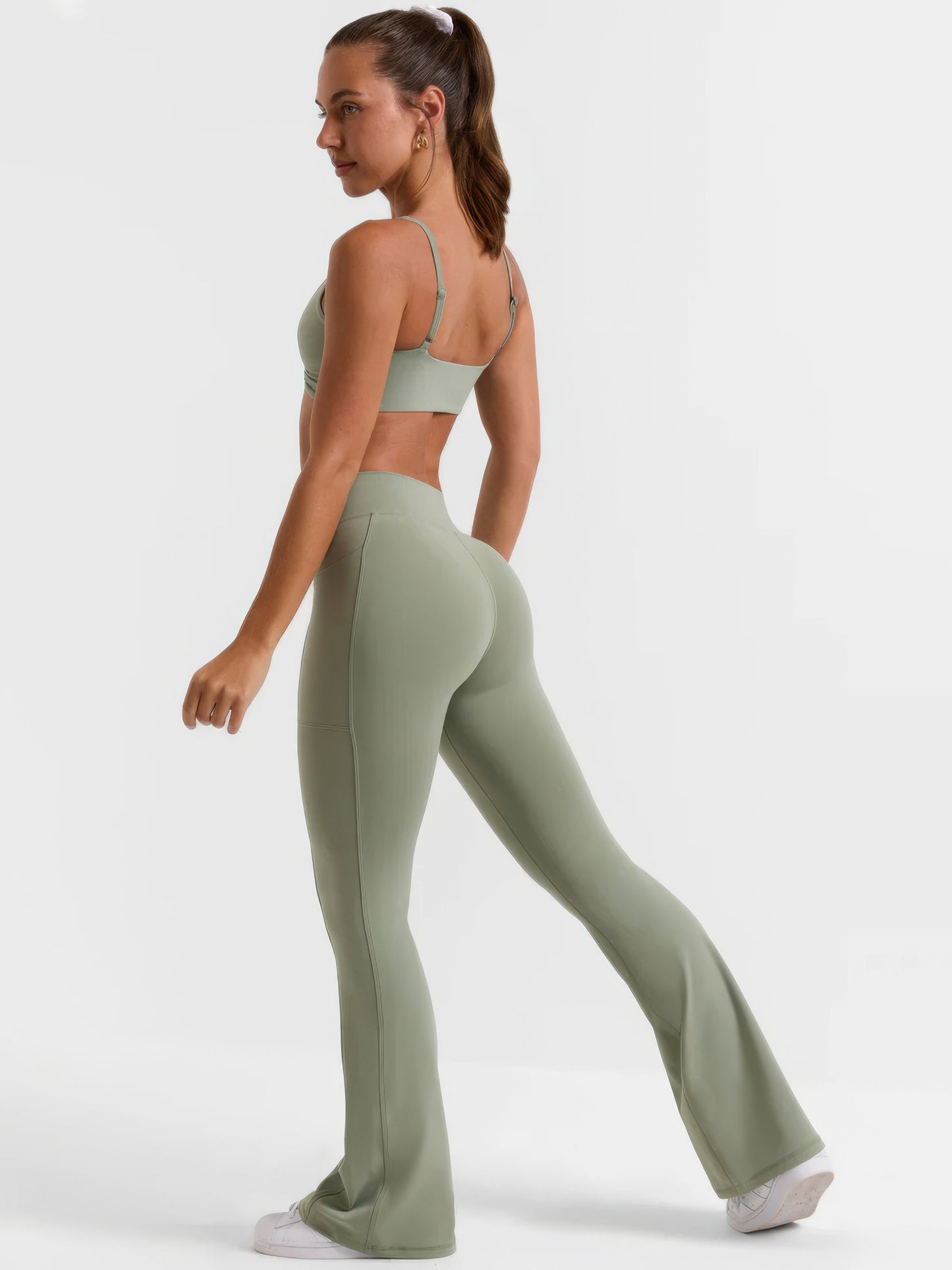 BO | FLARED SNATCHED LEGGING