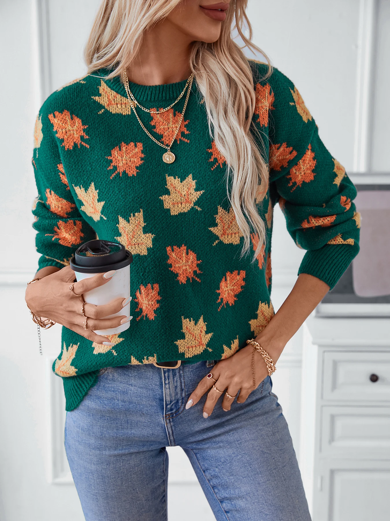 Chiara | Fall Maple Leaf Jacquard Pullover